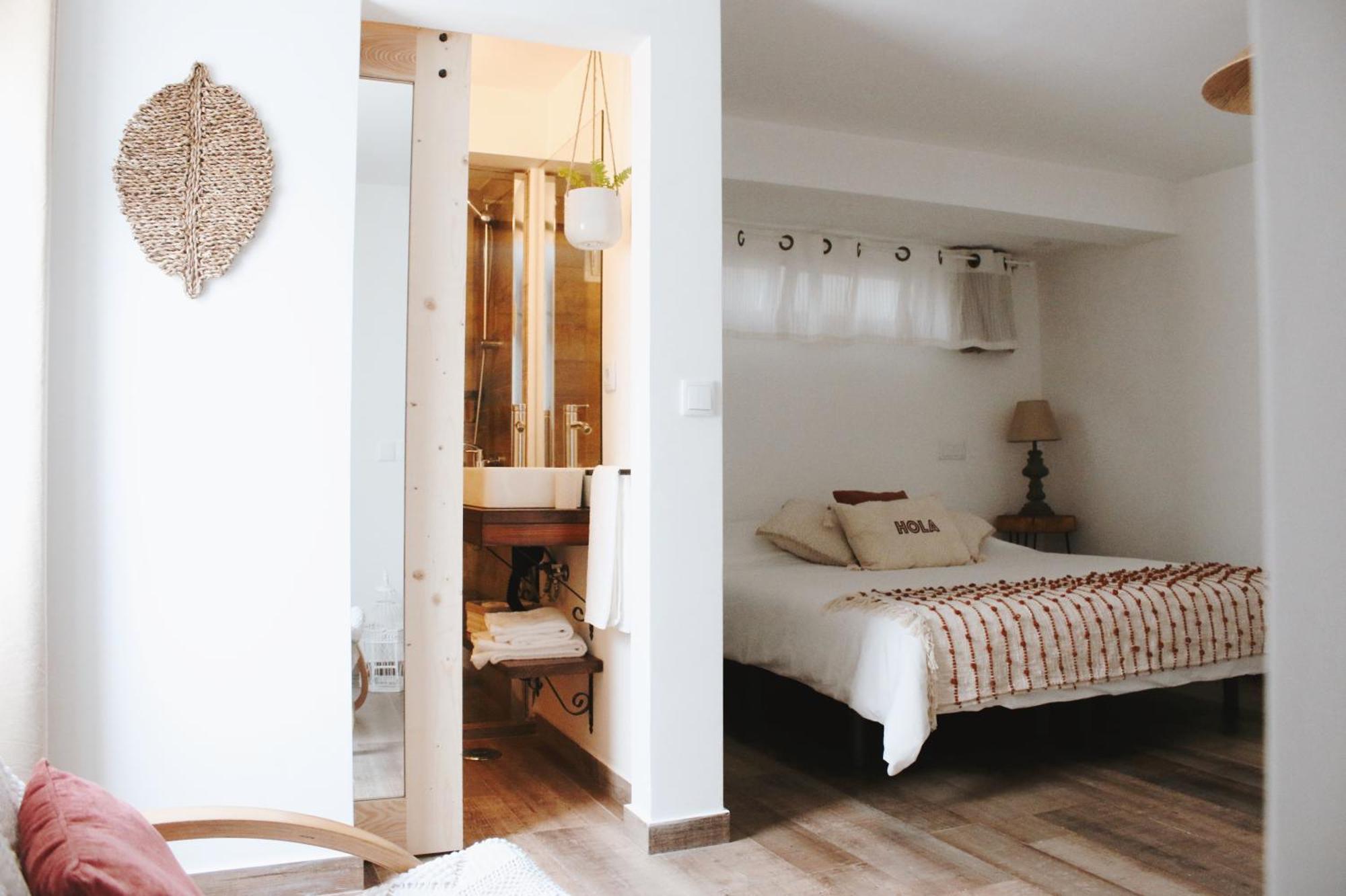 Vila Vale Guest House - Surf & Yoga Шарнека Экстерьер фото