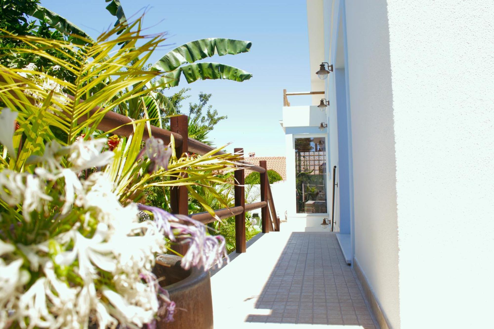Vila Vale Guest House - Surf & Yoga Шарнека Экстерьер фото